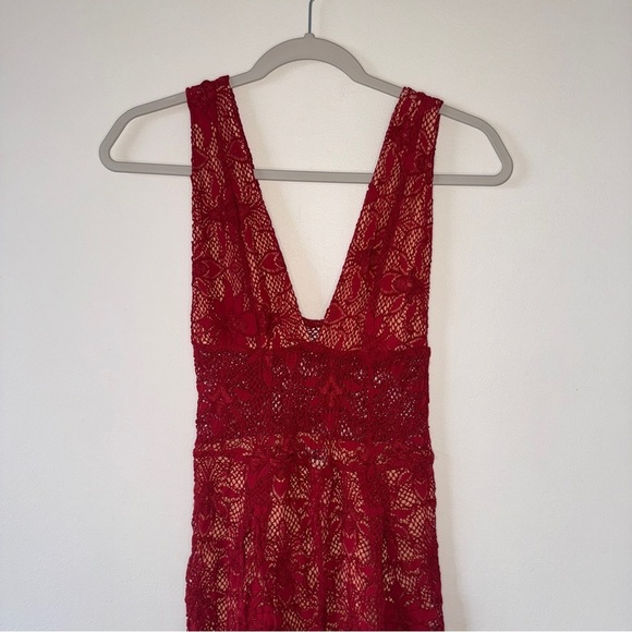 NWOT, Nightcap x Free People, Fleur Lace Jumpsuit Red V-neck XS (1) - Picture 4 of 7